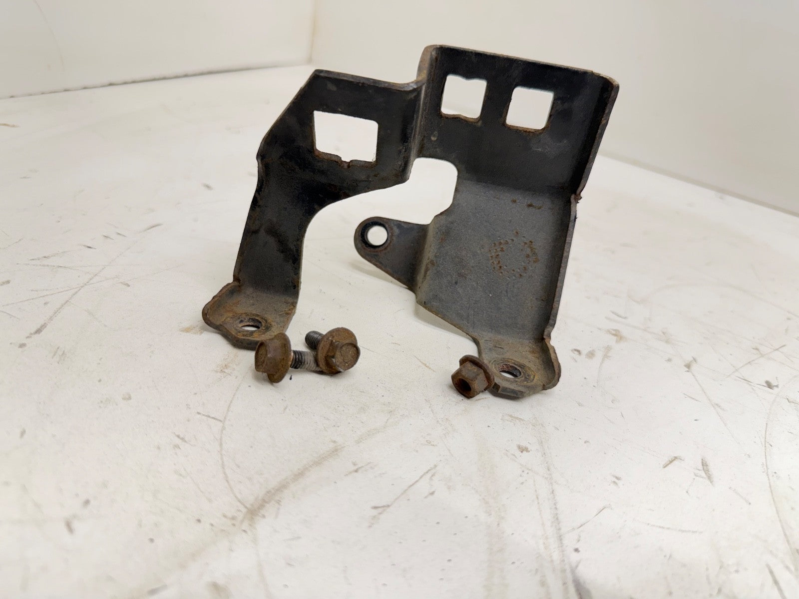 Throttle Cable Bracket Mount For 91-02 Jeep Wrangler YJ TJ 2.5 L Oem Factory OE
