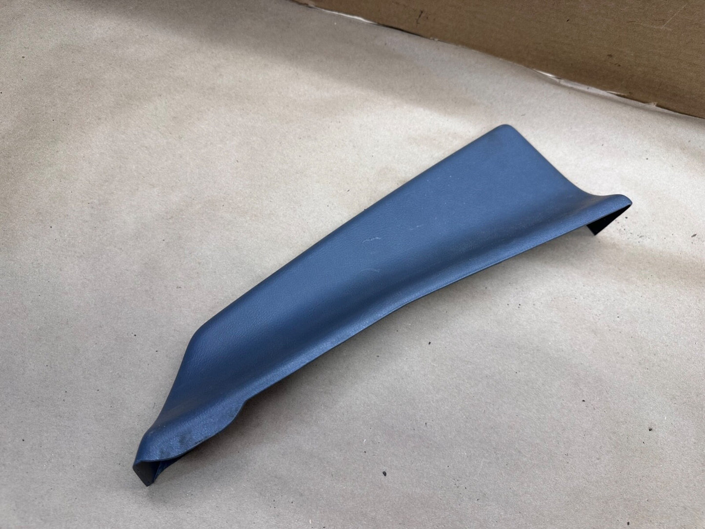84-96 Jeep Cherokee XJ Passenger Side Manual Seat Track Trim Right Lower Cover