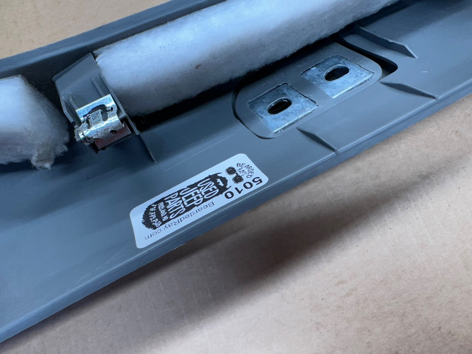 03-07 Ford F250 F350 RH Right Passenger A-Pillar Trim Grab Handle Gray OEM Grey