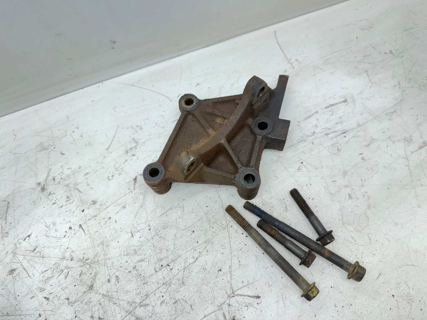 1987-1995 Jeep Wrangler YJ Steering Box Mounting Bracket Mount Brace OEM Factory