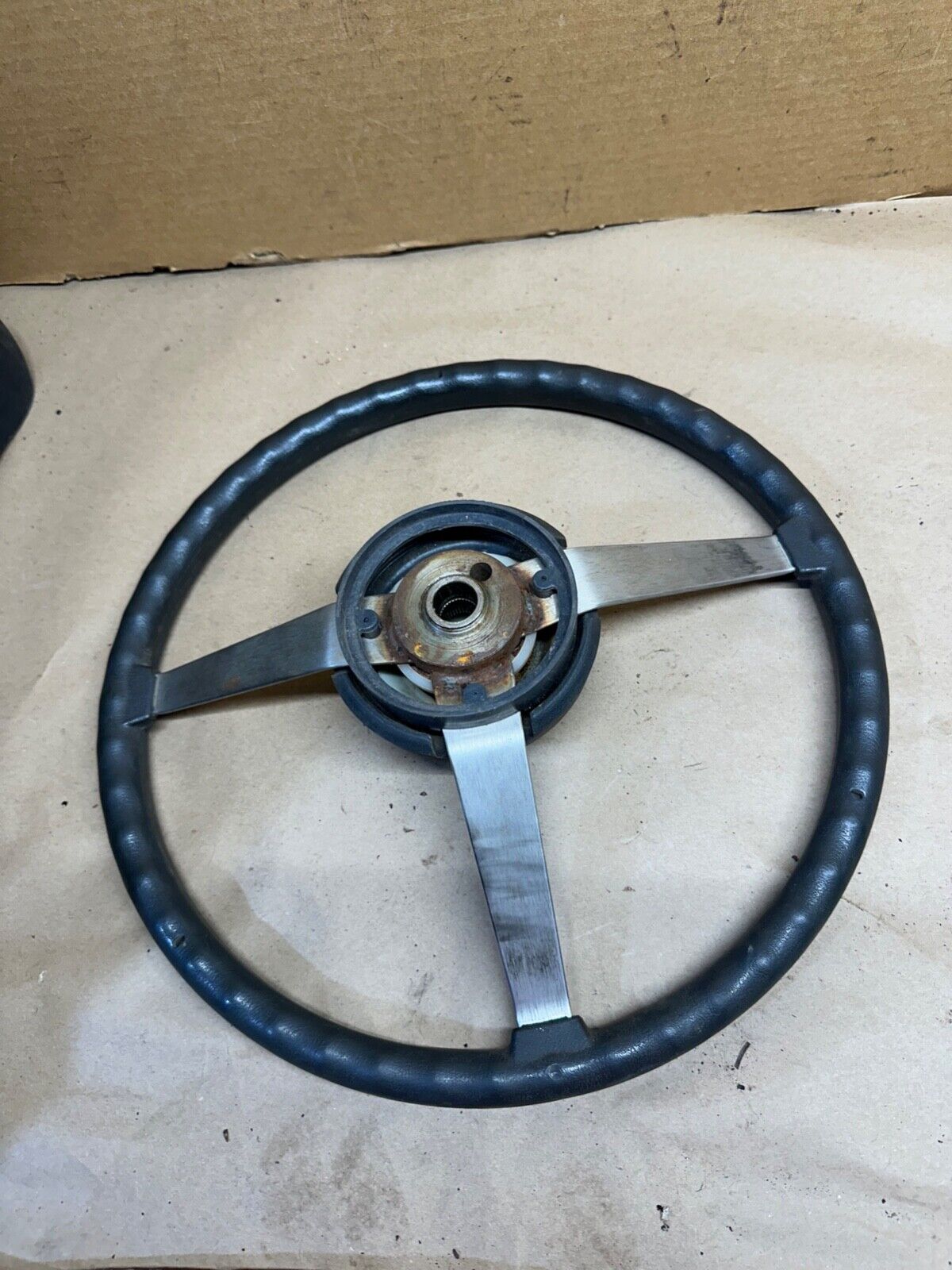 84-95 Jeep Cherokee Wrangler OEM FACTORY 3 Spoke Steering Wheel Grey XJ YJ MJ