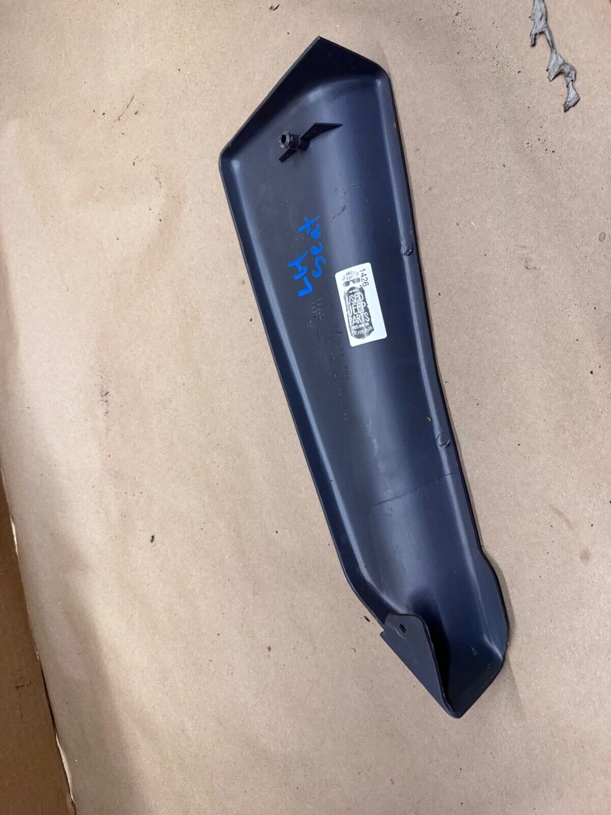 84-96 Jeep Cherokee XJ Passenger Side Manual Seat Track Trim Right Lower Cover
