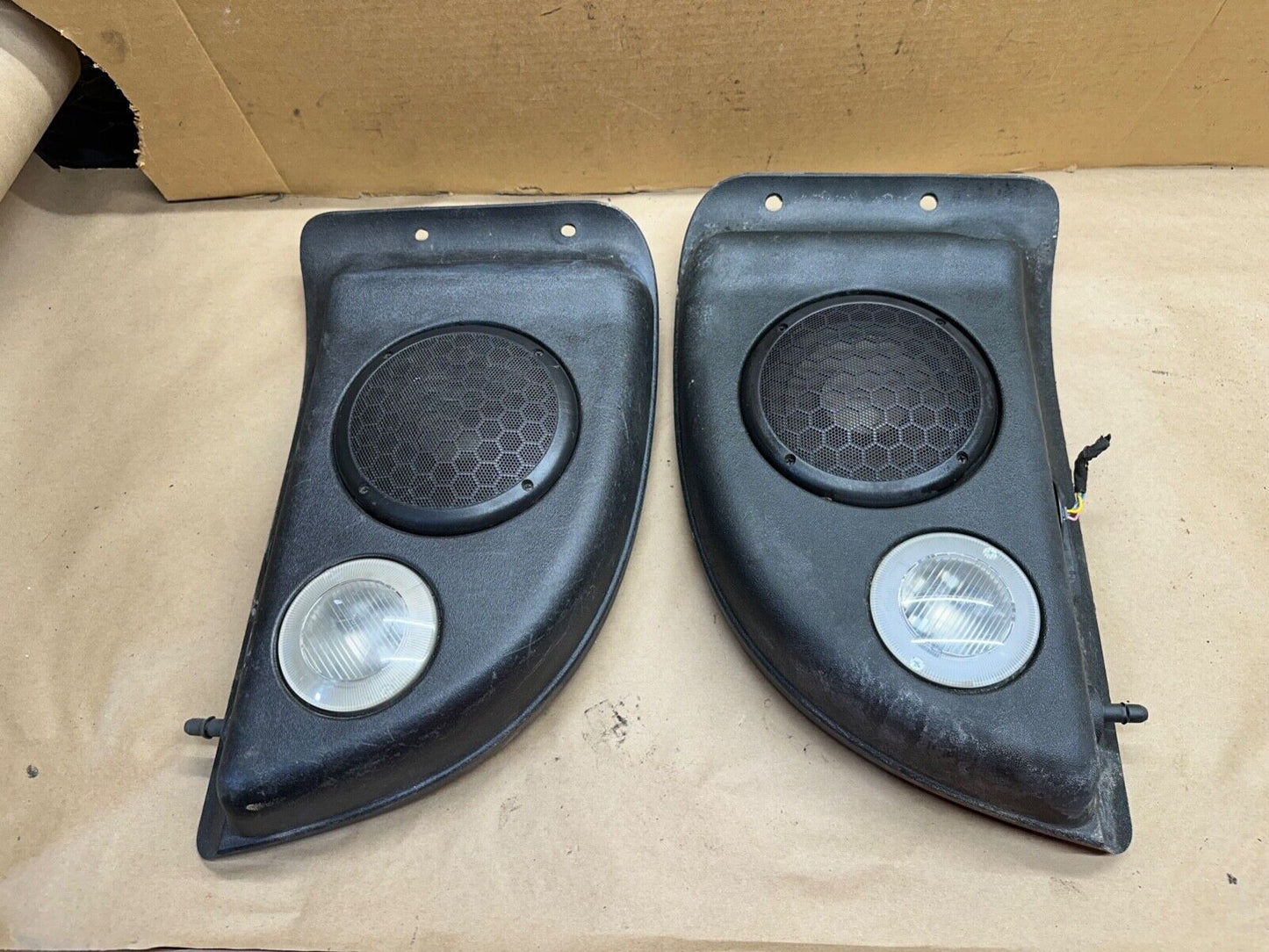 03 04 05 06 Jeep Wrangler TJ Overhead Roof Speaker Sound Bar Dome Light Pod Pair