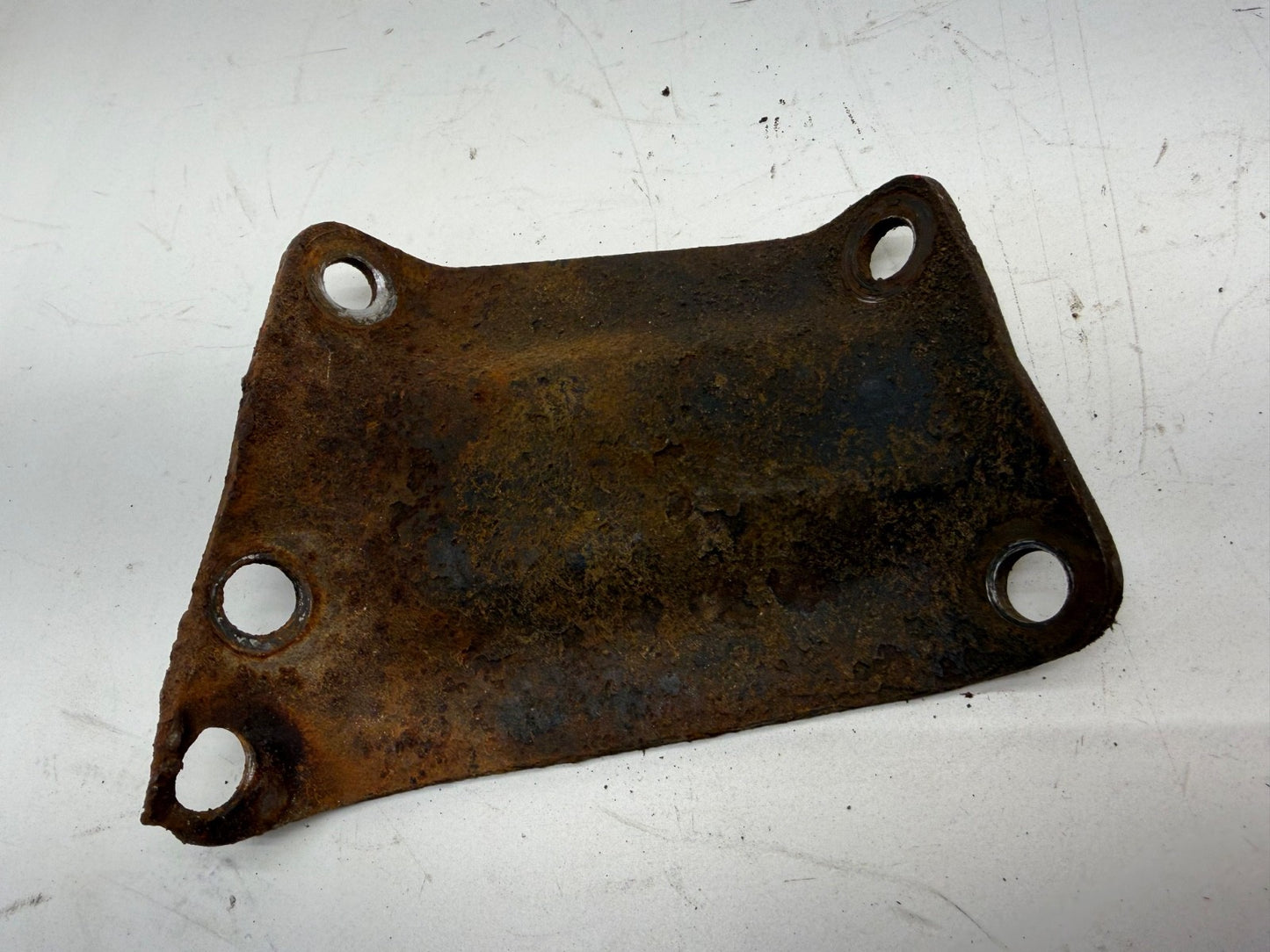 Jeep CJ CJ5 CJ7 CJ8 76-86 OEM Power Steering Box Lower Bracket 8127536 Factory