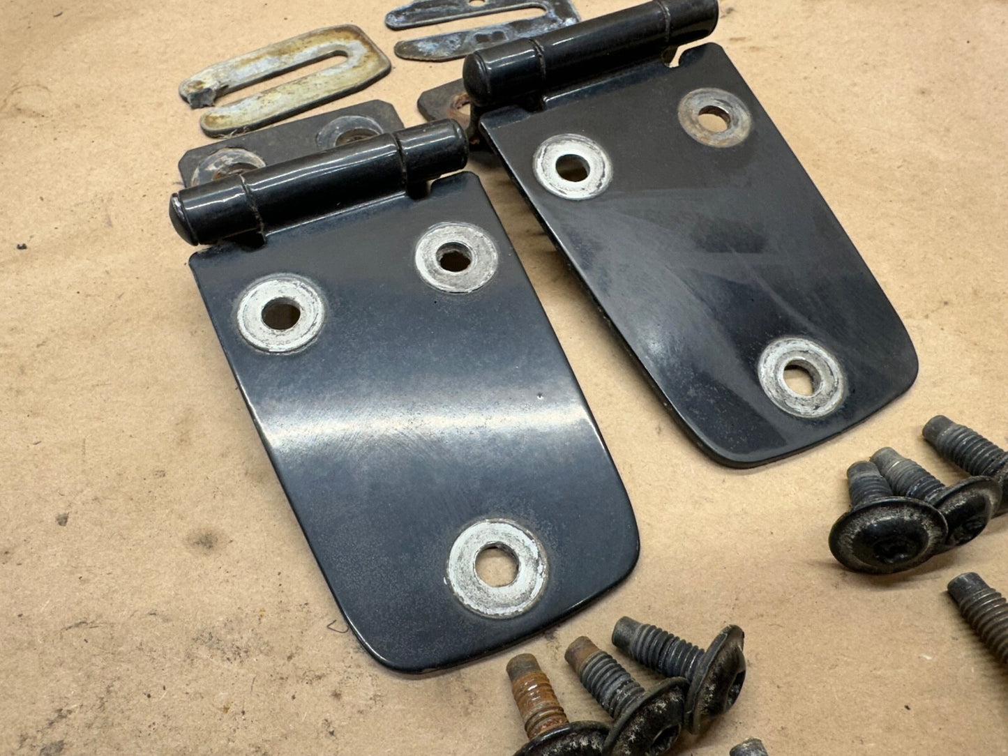97-06 Jeep TJ Wrangler Hood Hinges Pair w/ Hardware OEM Black Factory Bolts OE