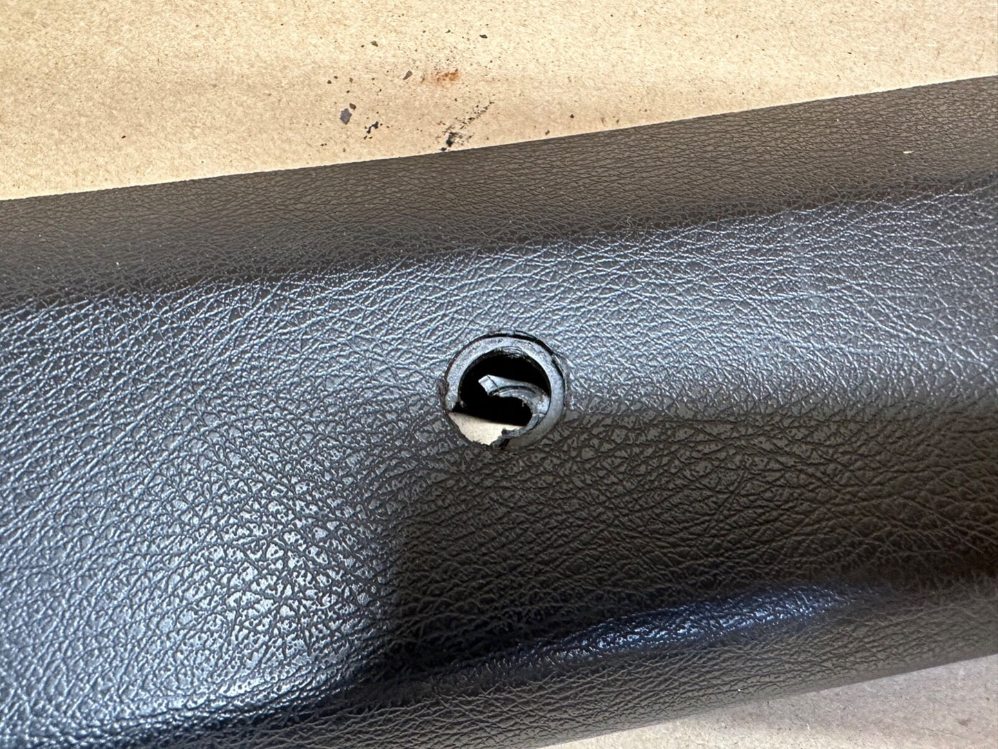 84-96 Jeep Cherokee XJ Passenger A-B Pillar Interior Trim Windshield BLACK RARE 