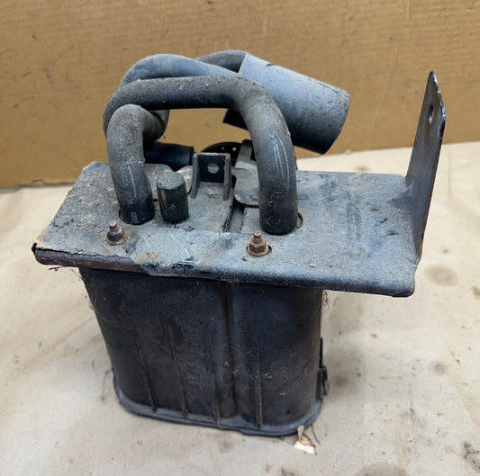 03-06 Jeep TJ Wrangler Evap Fuel Vapor Charcoal Canister P52109503A Bracket OEM