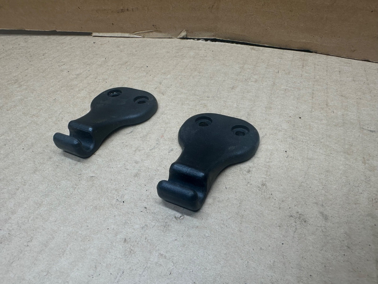 97-02 Jeep Wrangler TJ Sun Visor CLIPS Clip Pair Sunvisor OEM Black Dark Grey OE