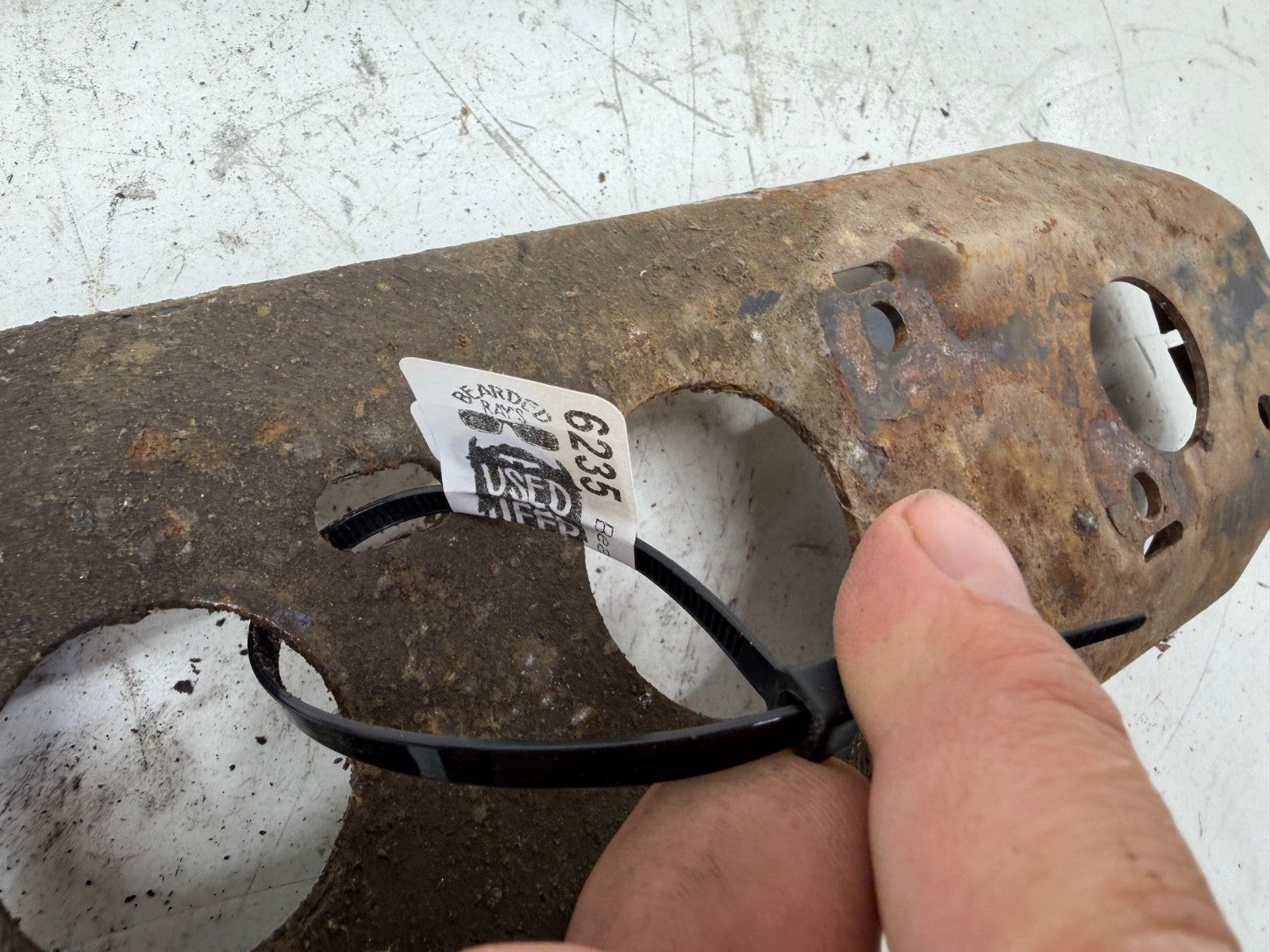 97-02 Jeep Wrangler TJ Emergency Parking Brake Cable Equalizer Adjuster Bracket