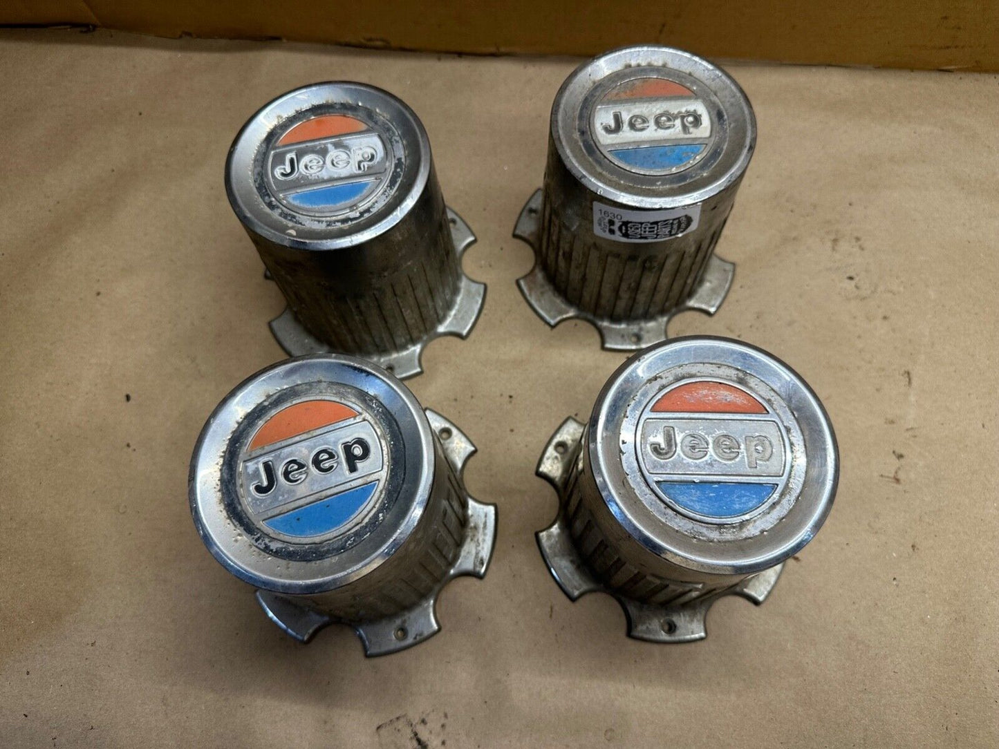 80-91 Jeep Grand Wagoneer SJ J10 J20 Wheel Center Cap w/ Jeep Logo OEM 5361652