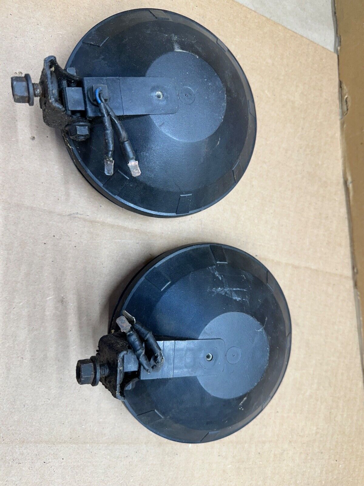 97-04 Jeep Wrangler TJ OEM OBEN Bumper Mount Foglight Pair Fog Light s w/ Covers