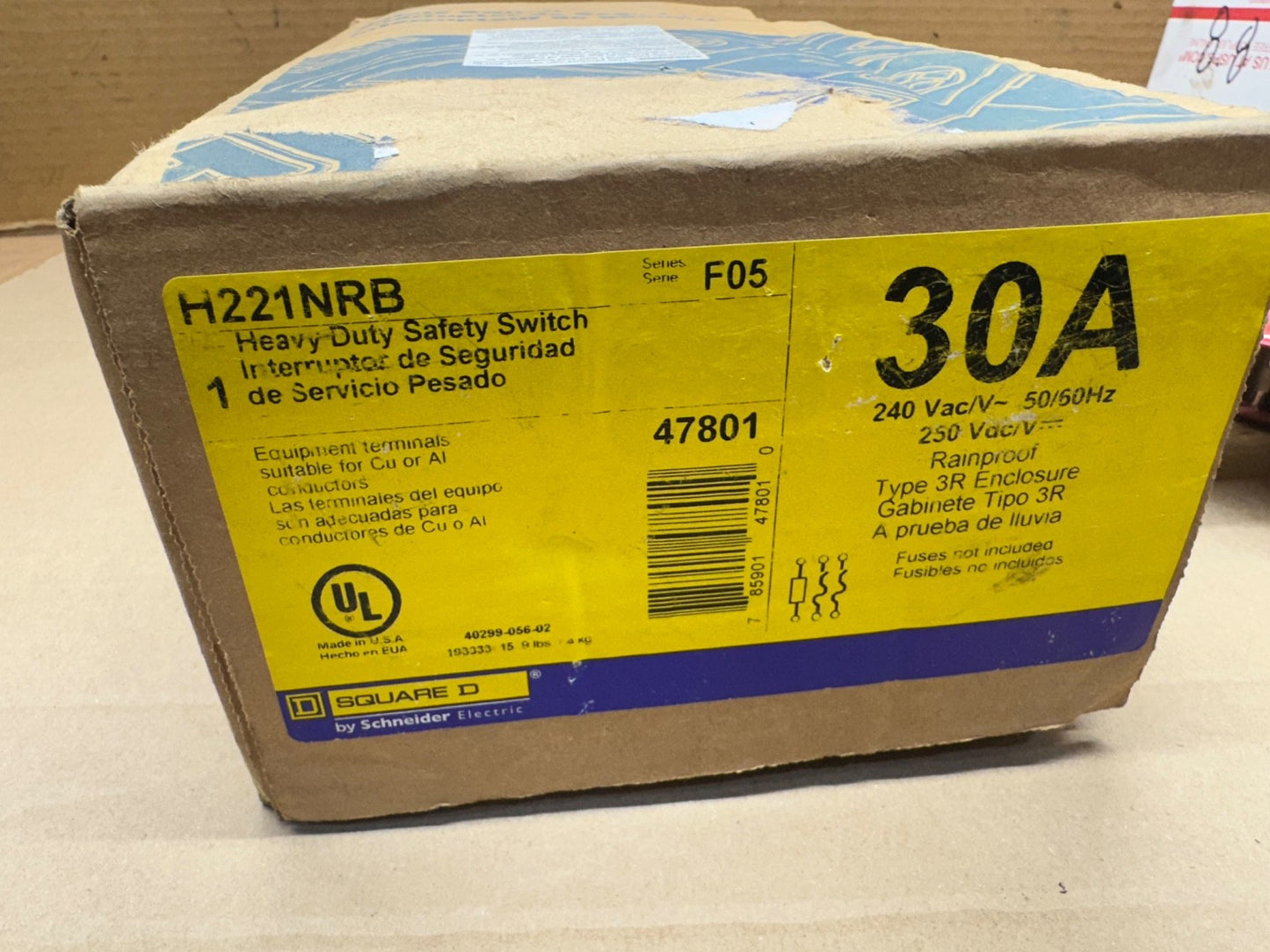 New Square D H221NRB Disconnect 30 Amp 240V 2P 3W 3R Rainproof Fusible
