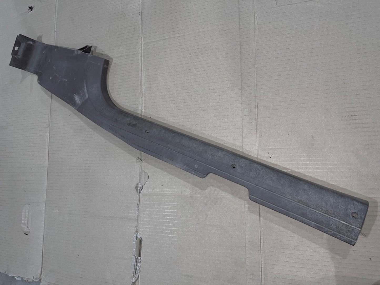 86-92 Jeep Comanche RED GARNET Plastic Interior Rocker Trim Panel Driver LH Side