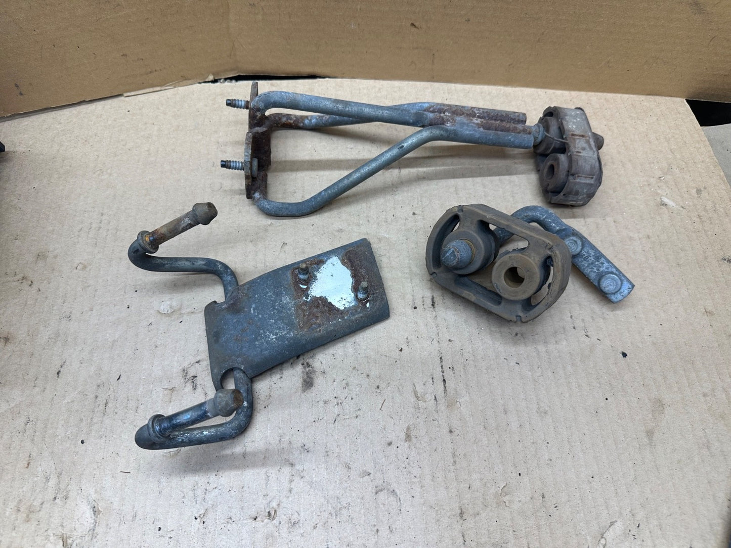 08-14 Ford Econoline E-150 5.4 4.6 L Exhaust Mount Hanger Set of 3 e250 E350 OEM