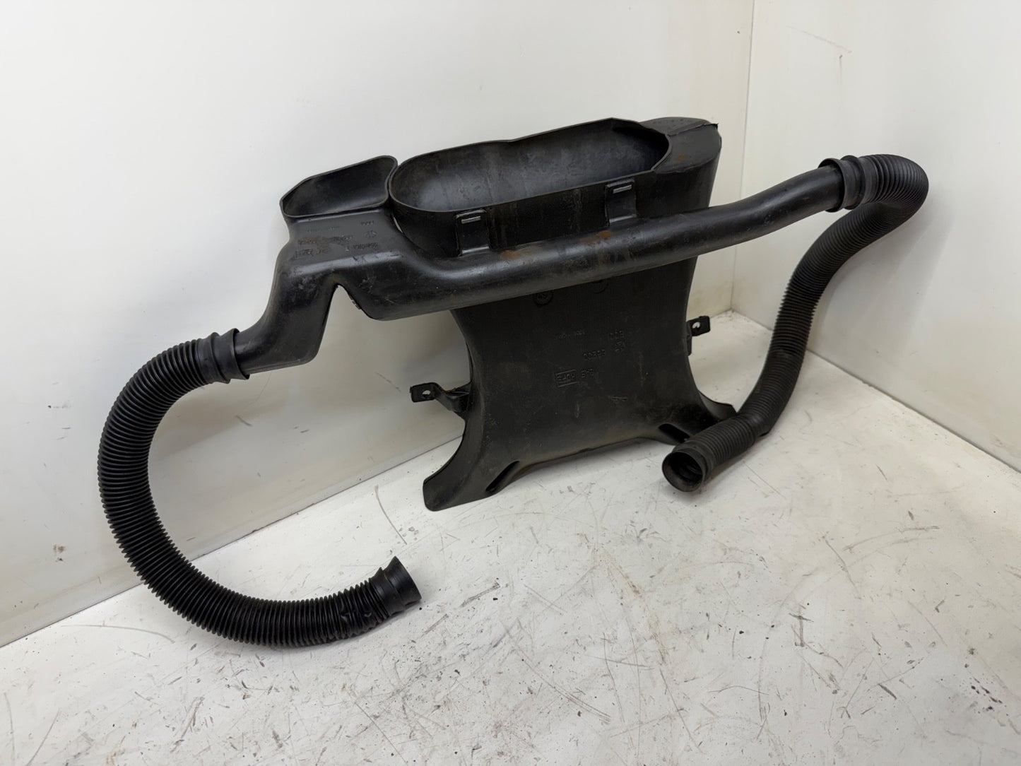 97-02 Jeep Wrangler TJ Defrost Vent 55115161 Heat Duct w/ Directional Defroster