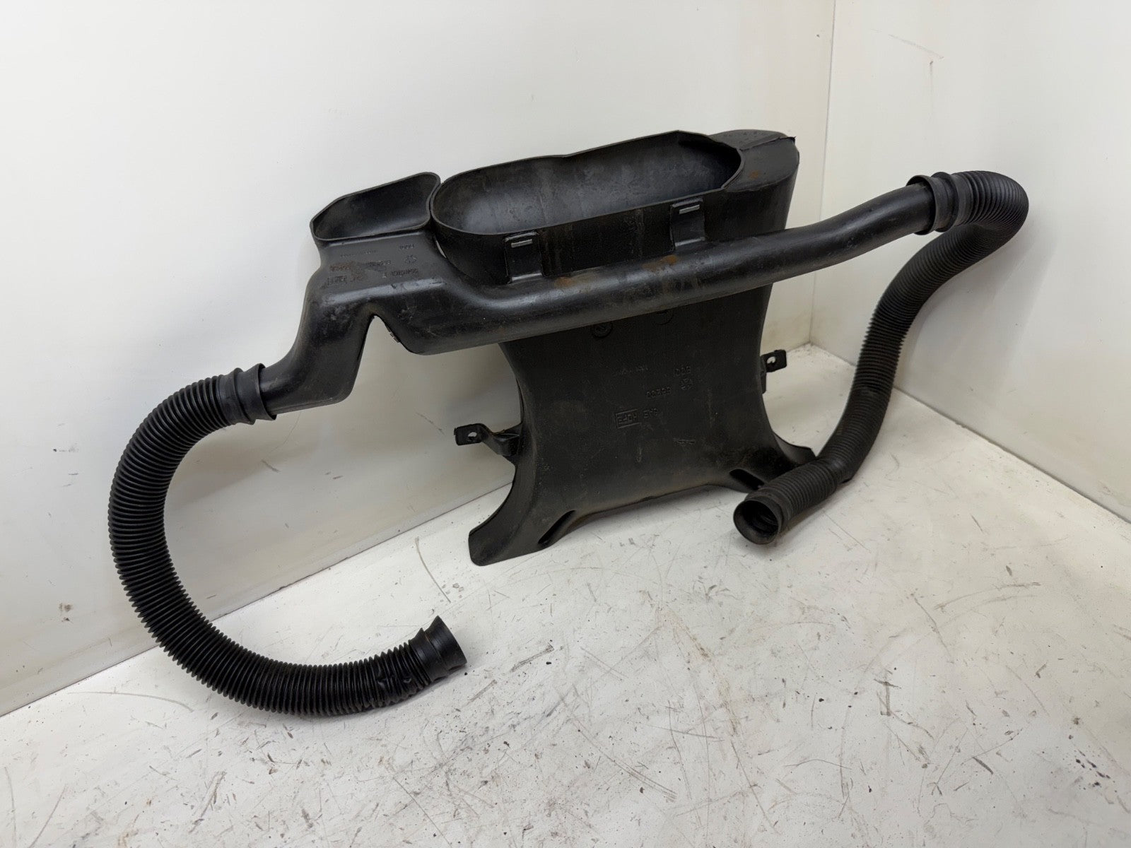 97-02 Jeep Wrangler TJ Defrost Vent 55115161 Heat Duct w/ Directional Defroster