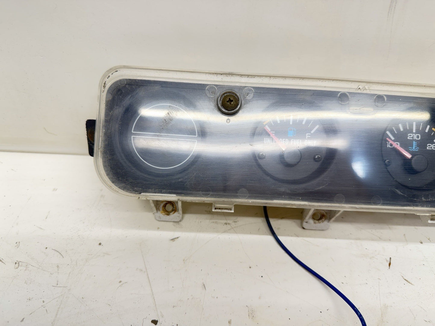 Jeep Wrangler YJ 92-1995 Dash Instrument Center Gauge Cluster Temp Oil Volt Gas