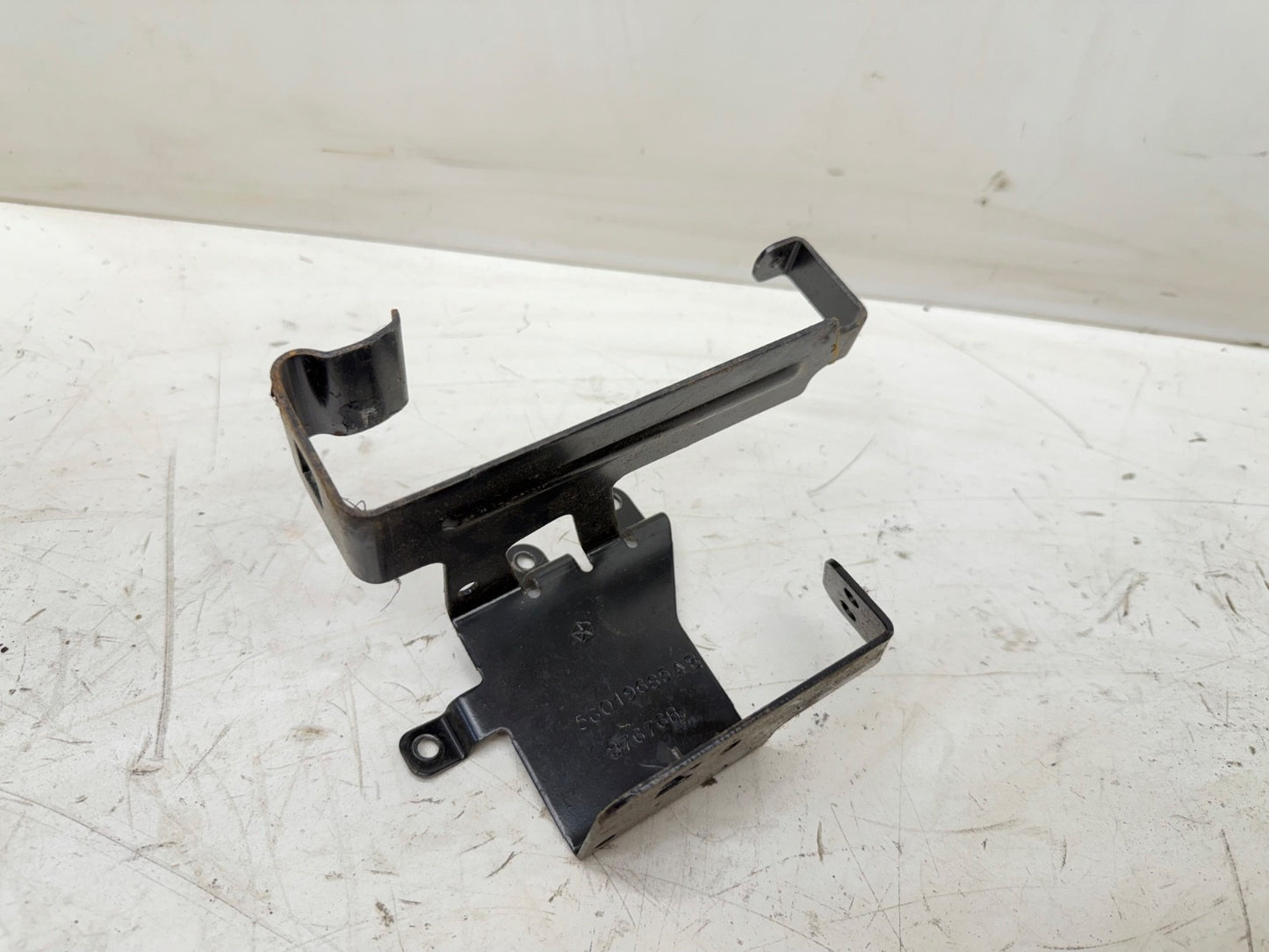 Jeep Wrangler TJ 97-06 Dash Bulkhead Mount Bracket Factory Fuse Under Behind OEM