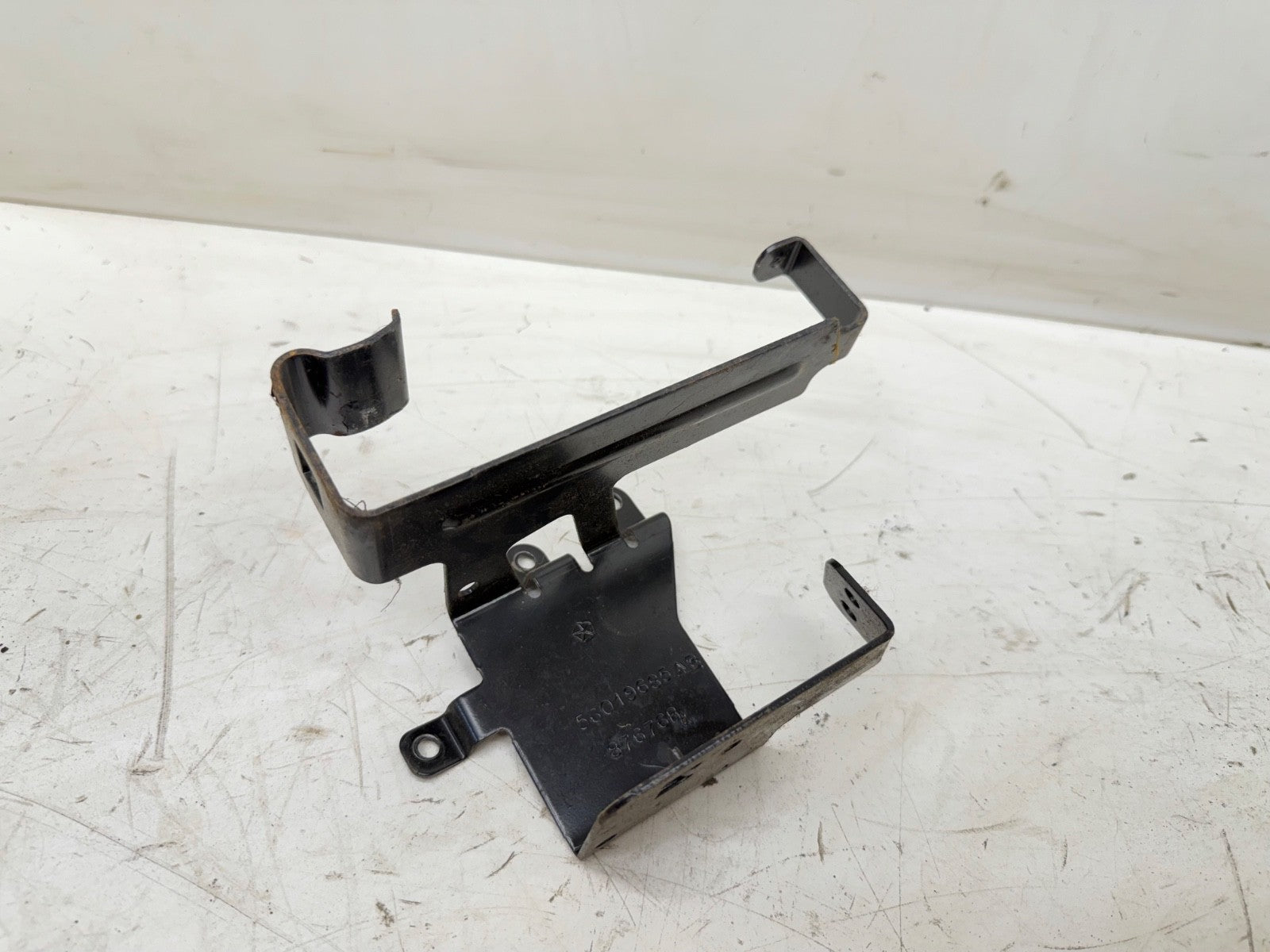 Jeep Wrangler TJ 97-06 Dash Bulkhead Mount Bracket Factory Fuse Under Behind OEM