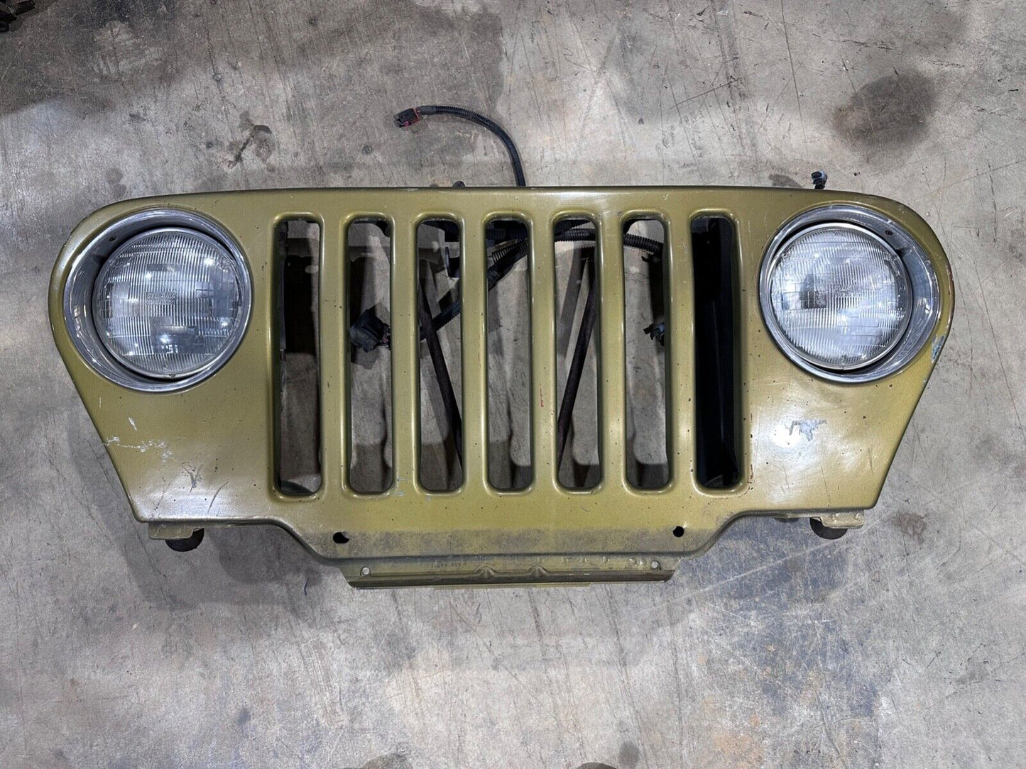 97 ONLY Jeep Wrangler TJ Front GRILL GRILLE Citron Pearl JV HARNESS OEM 1997