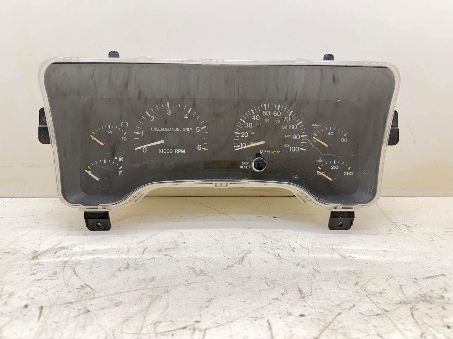 97-01 Jeep Cherokee XJ SPEEDOMETER CLUSTER Gauge Speedo Gauge Instrument Tach TJ