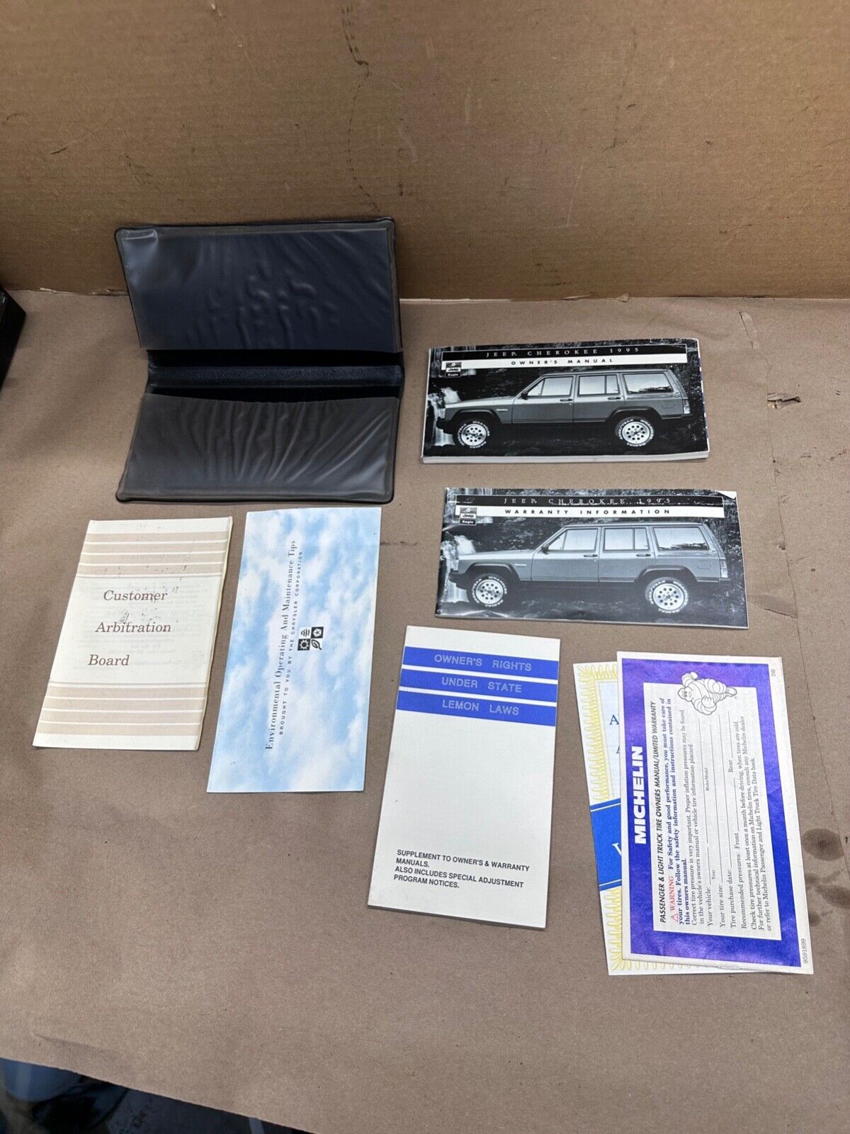 1995 Jeep Cherokee XJ Owners Manual Guide Reference Operator Book Paper Work 95