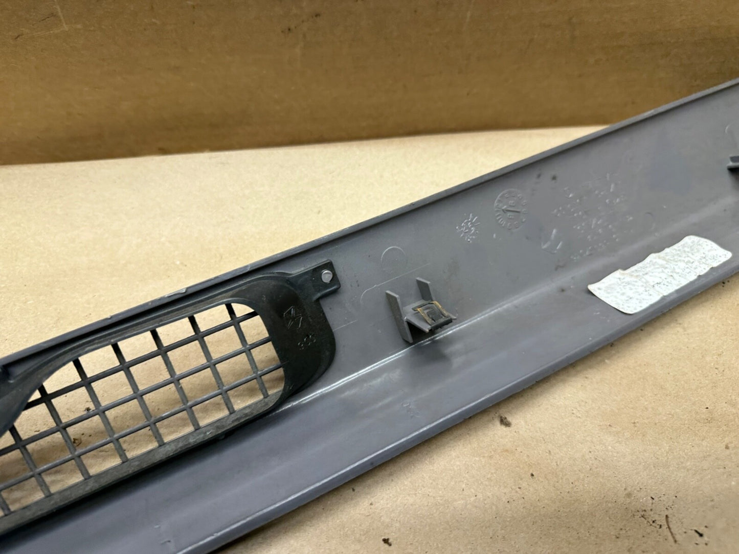 97-02 Jeep Wrangler TJ Dash Cowl Vent Trim Bezel Defrost Gray 0424