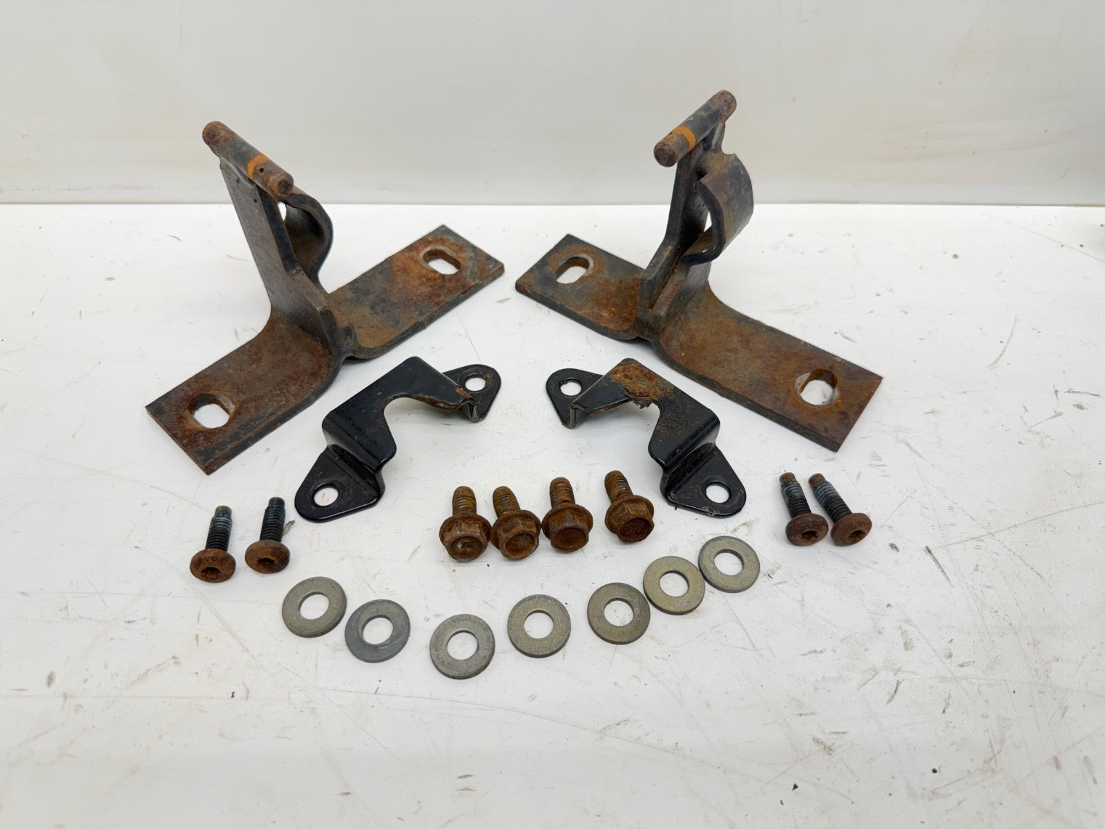 87-95 Jeep Wrangler YJ Rear Seat Brackets Back Bracket PAIR OEM Rear Mount Set