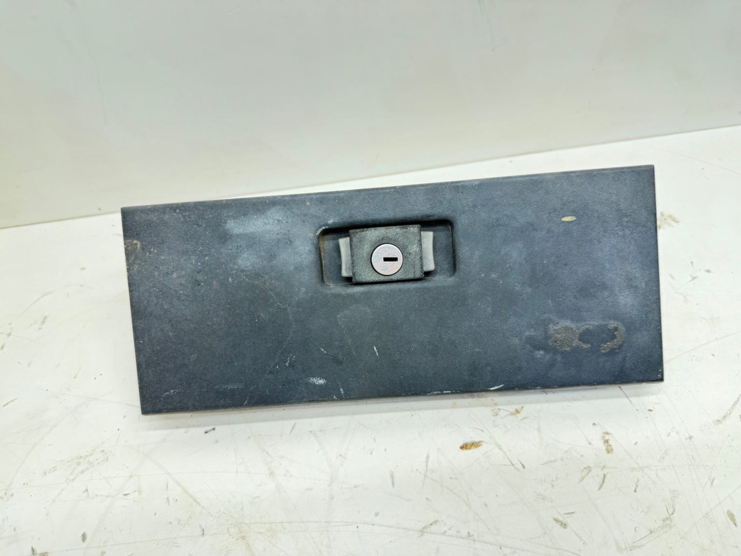 Jeep Wrangler YJ 87-95 OEM Black Glove Box Glovebox Door Factory OEM Latch Hinge