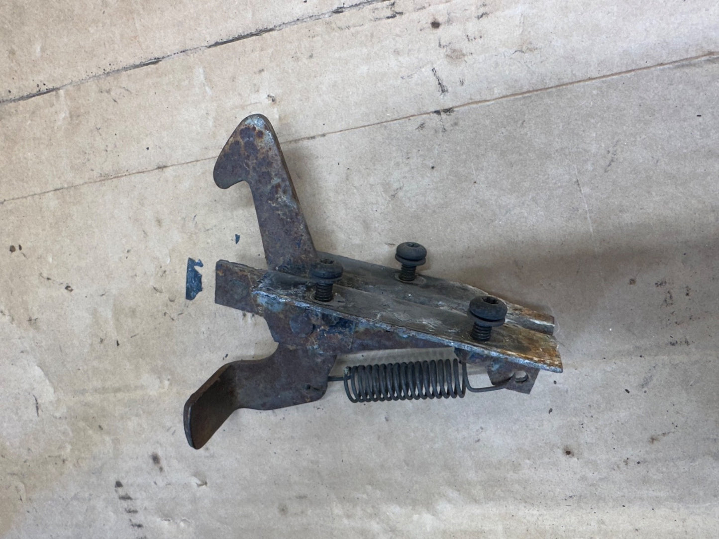 87-95 Jeep Wrangler YJ UNDER HOOD LATCH Grille Secondary Catch OEM Factory