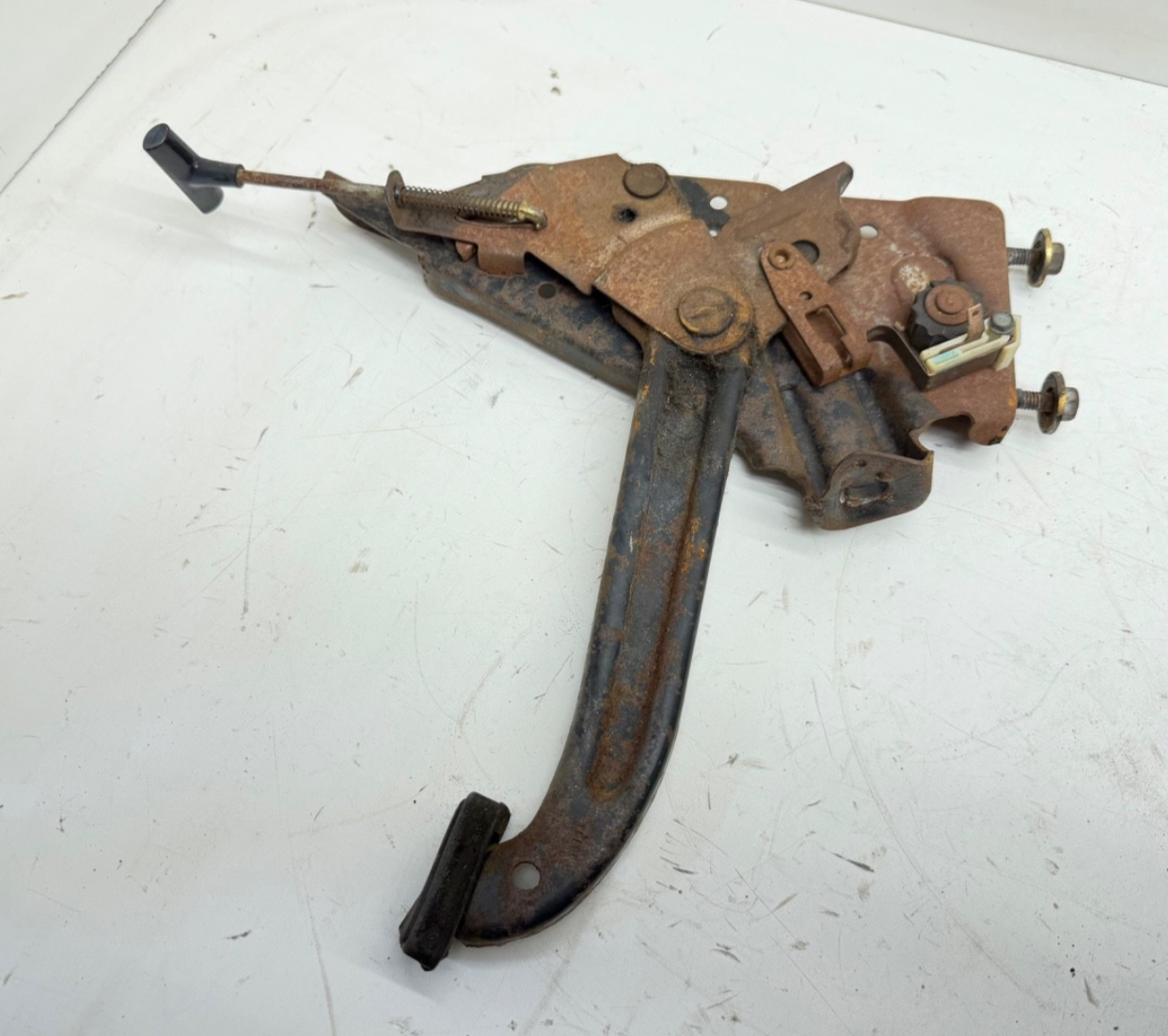 76-95 JEEP Wrangler YJ CJ Emergency Brake Pedal Assembly E-Brake Parking ebrake