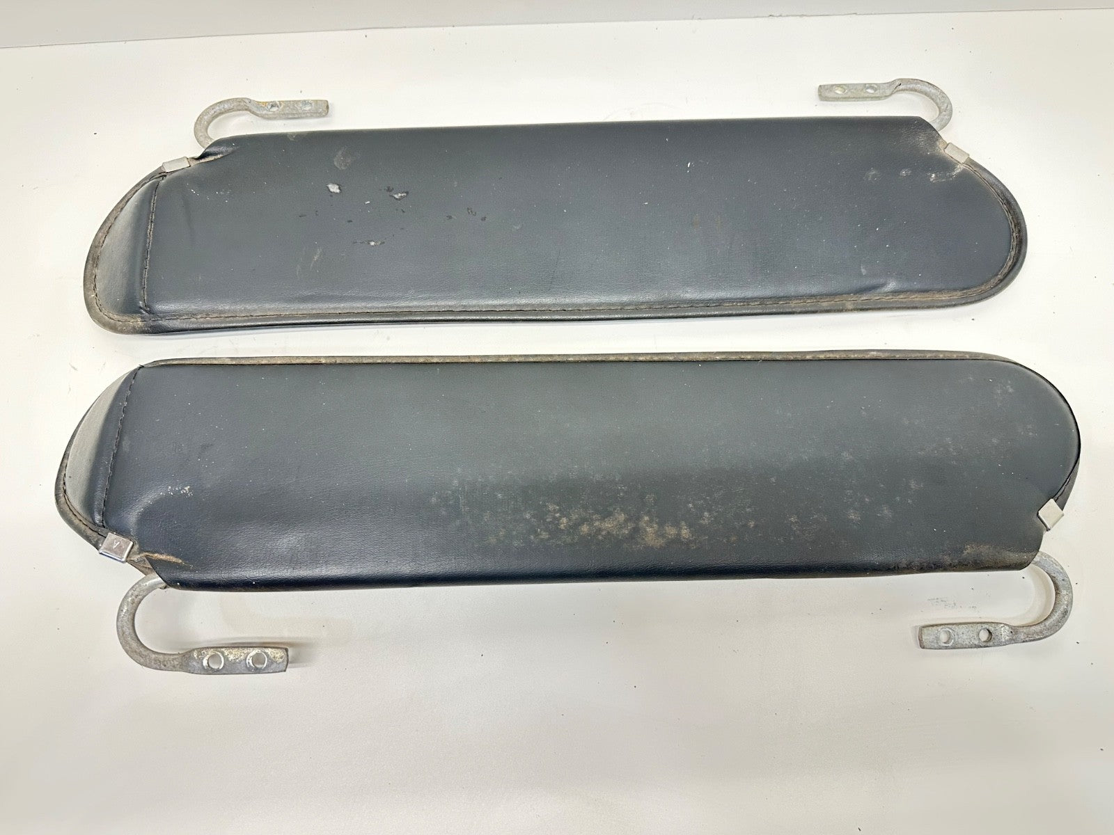 87-95 Jeep YJ Gray Sun Visors Dark Grey Wrangler Factory Visor Sunvisors OEM OE