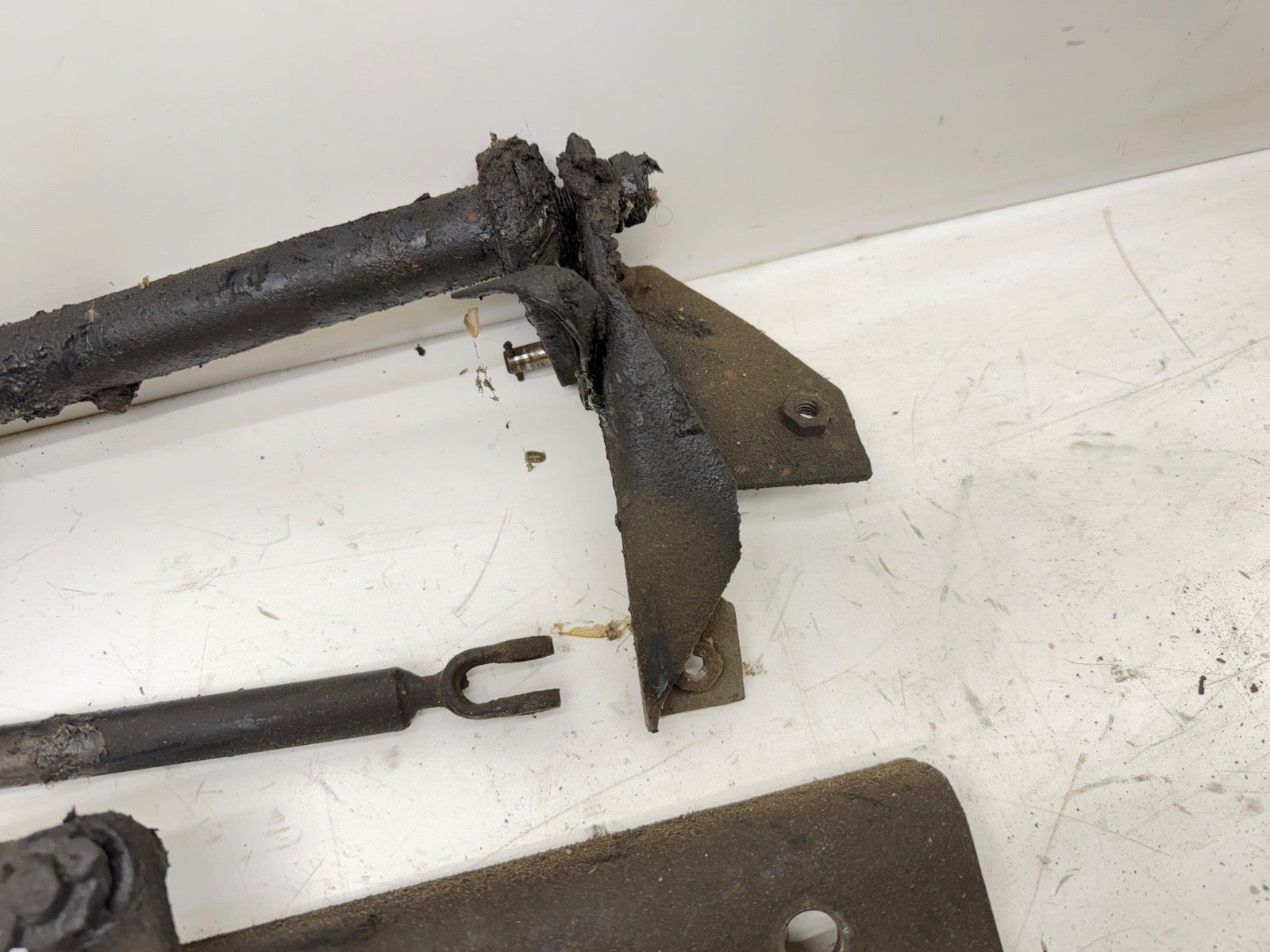 International s1700 4700 s1800 4900 clutch Pedal Linkage Assembly truck 1983 -99