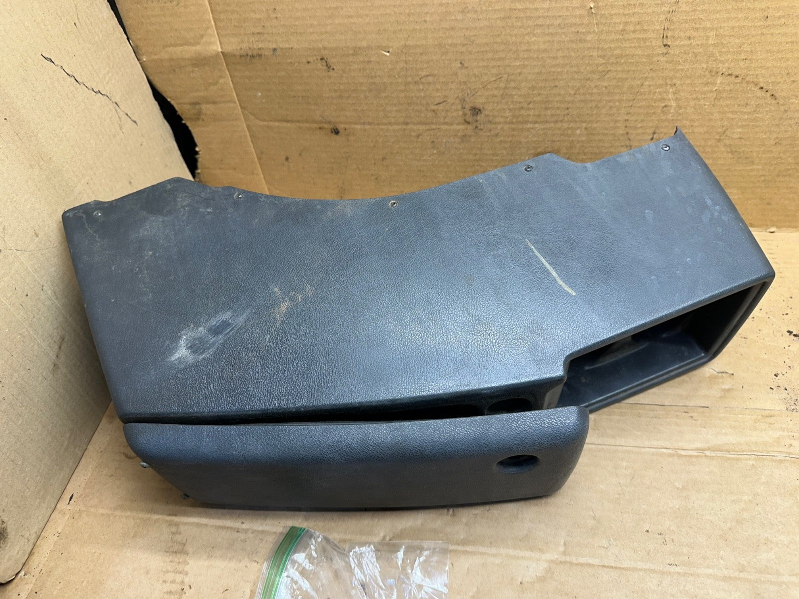 91-95 Jeep Wrangler YJ Interior Center Console Agate Grey Gray OEM Factory