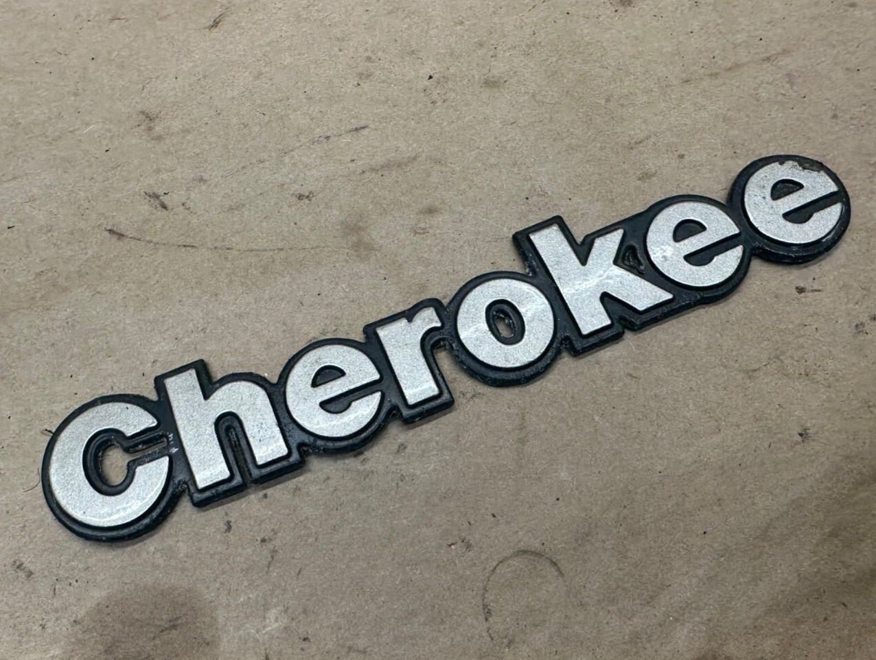 84-96 Jeep Cherokee XJ -TAN- Fender Emblem Badge 8 Inch Metal OEM Factory