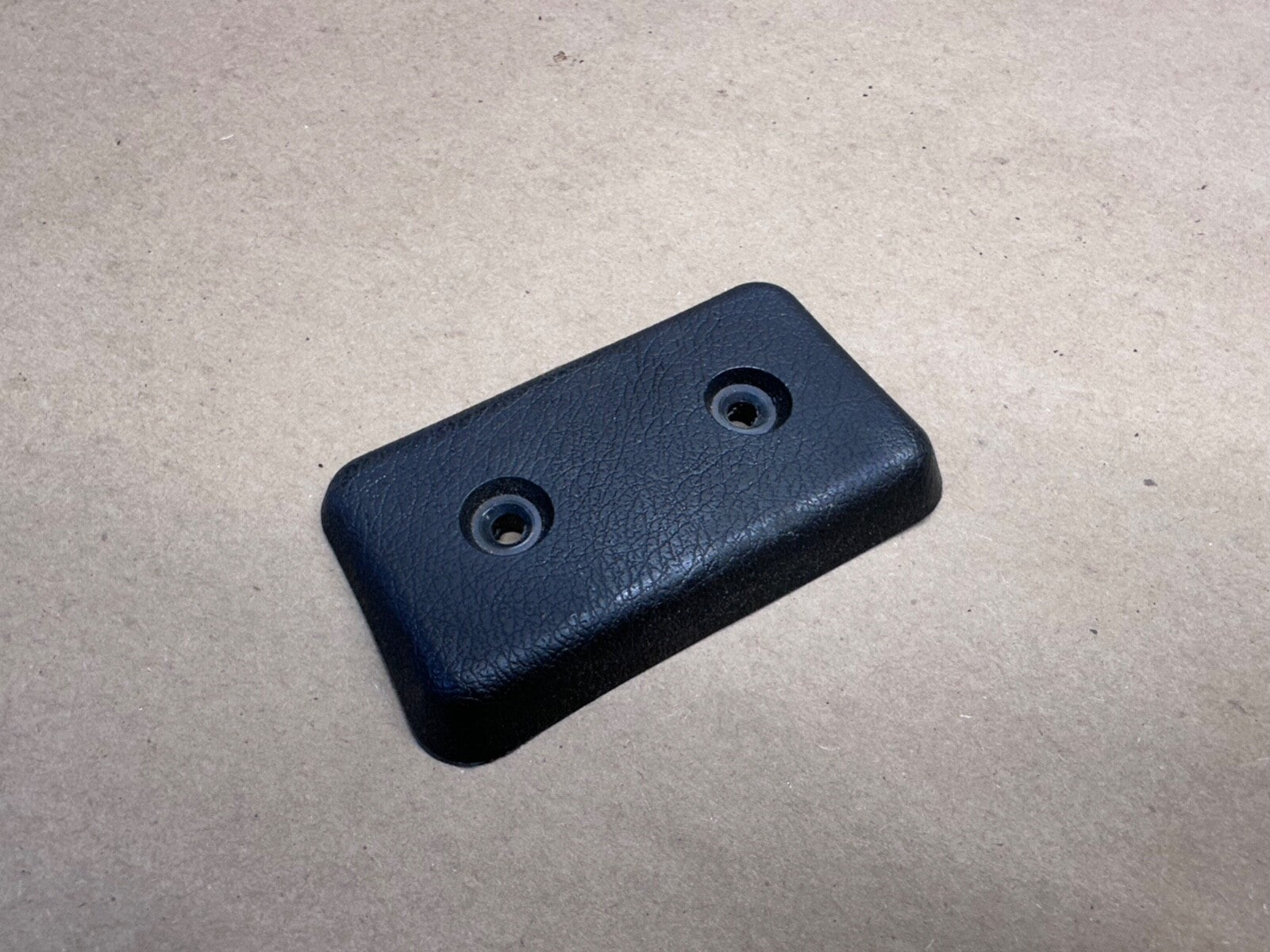 84-96 Jeep Cherokee XJ Spare Tire Rub Plate Trim Bezel Cargo BLACK 8955003569