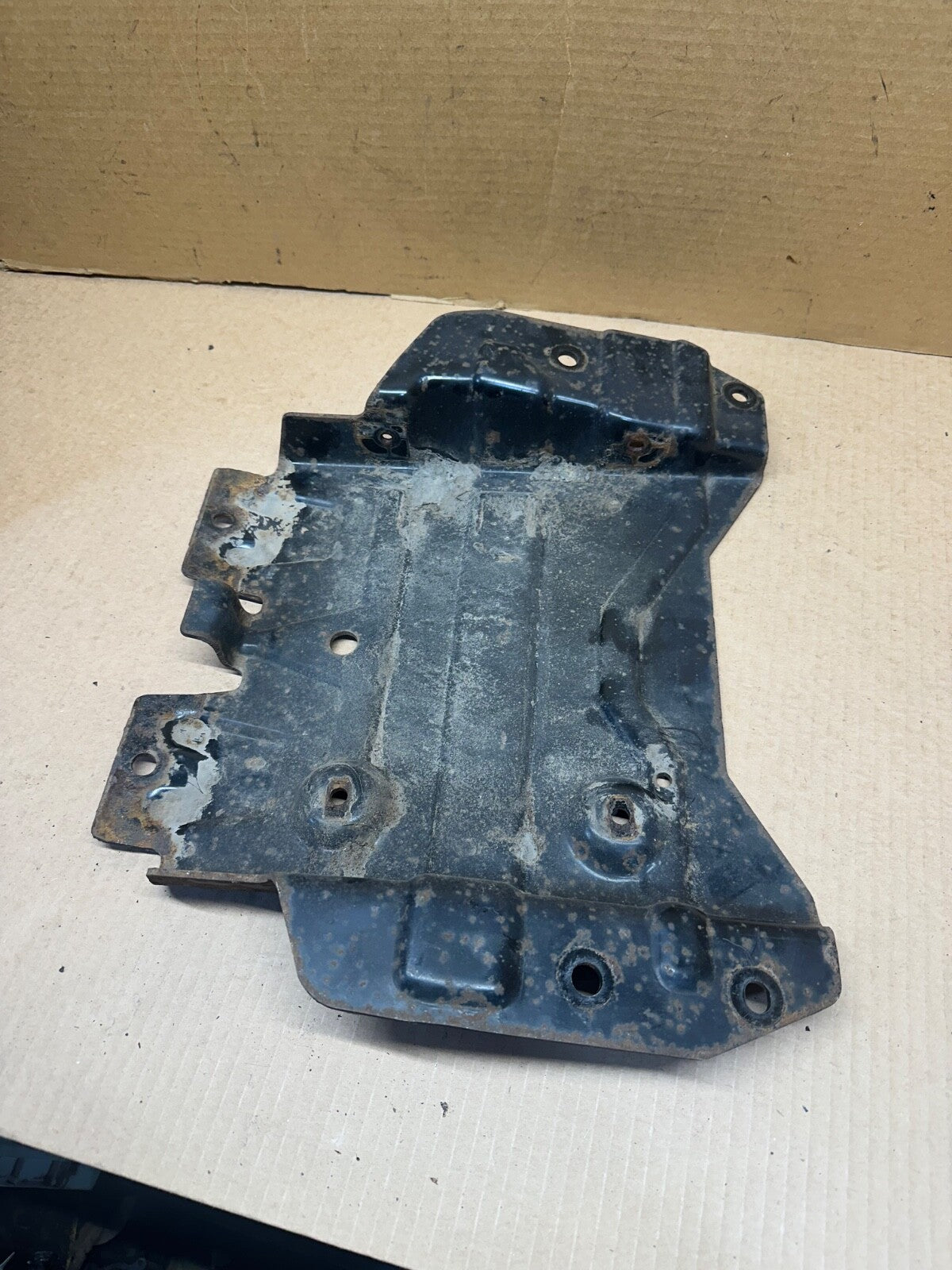 08-14 E250 E350 Evap Canister Mounting Bracket Econoline Van Extended 9e857-p5mt