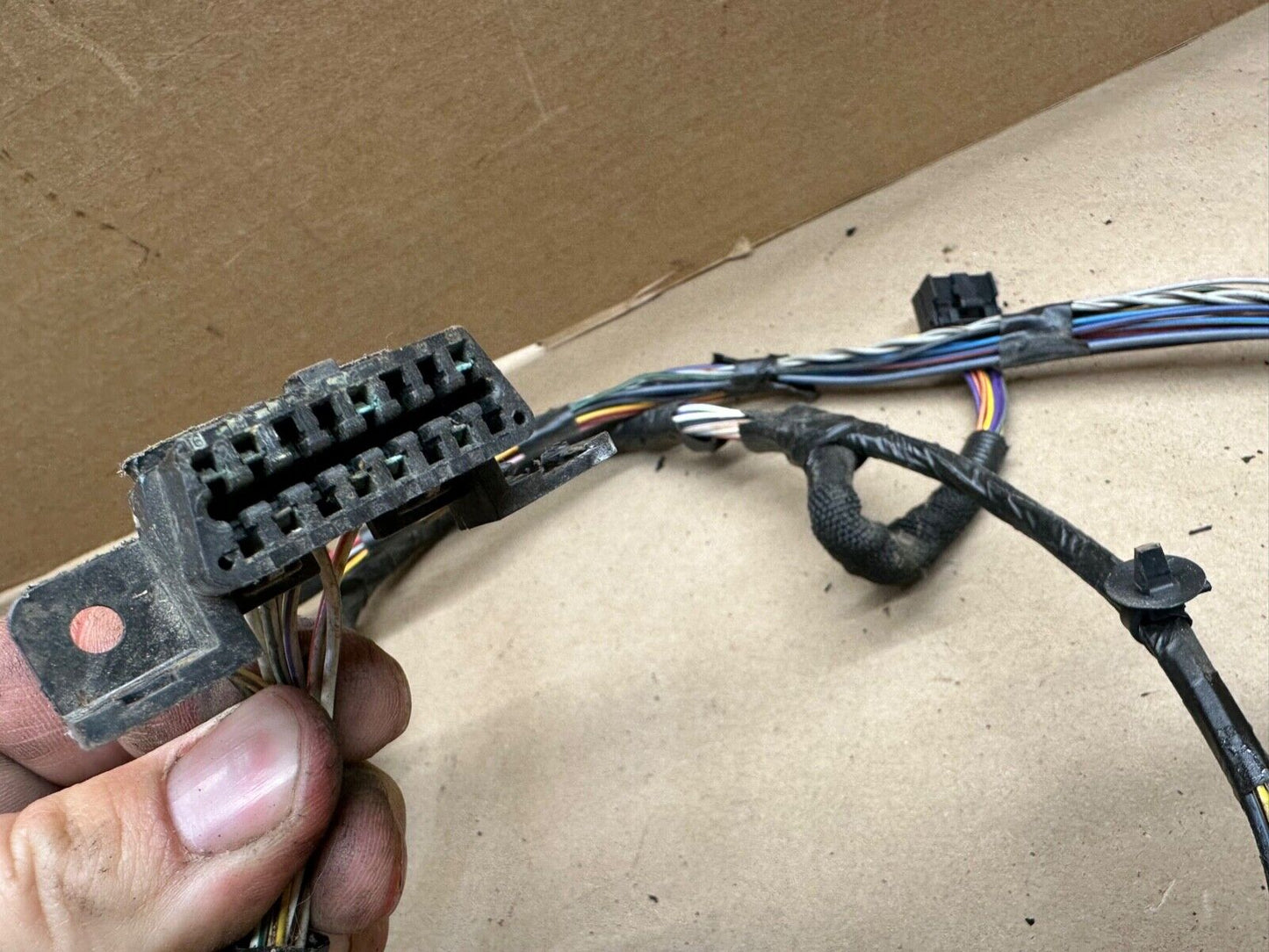 2005 Jeep Wrangler TJ Under Dash Wire Harness P56051640AA Behind Wiring Body 05