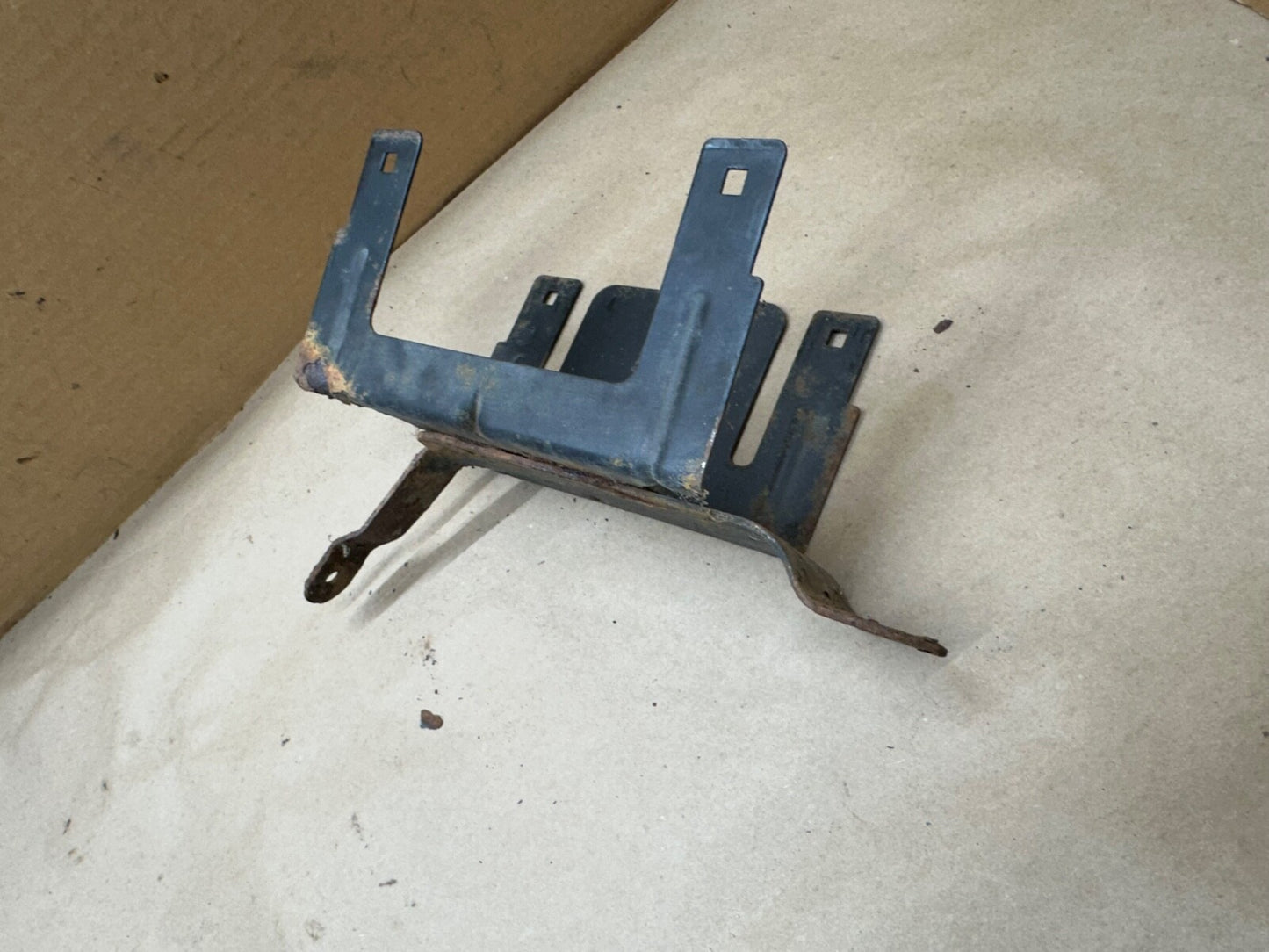 Under Hood Fusebox Mount Fuse Box Bracket 00-06 Jeep TJ Wrangler OEM Fender