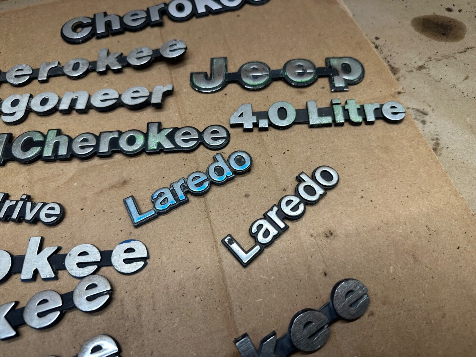 84-96 Jeep Cherokee XJ Fender Emblem Badge 8 Inch Metal OEM Sticker Toolbox ZJ