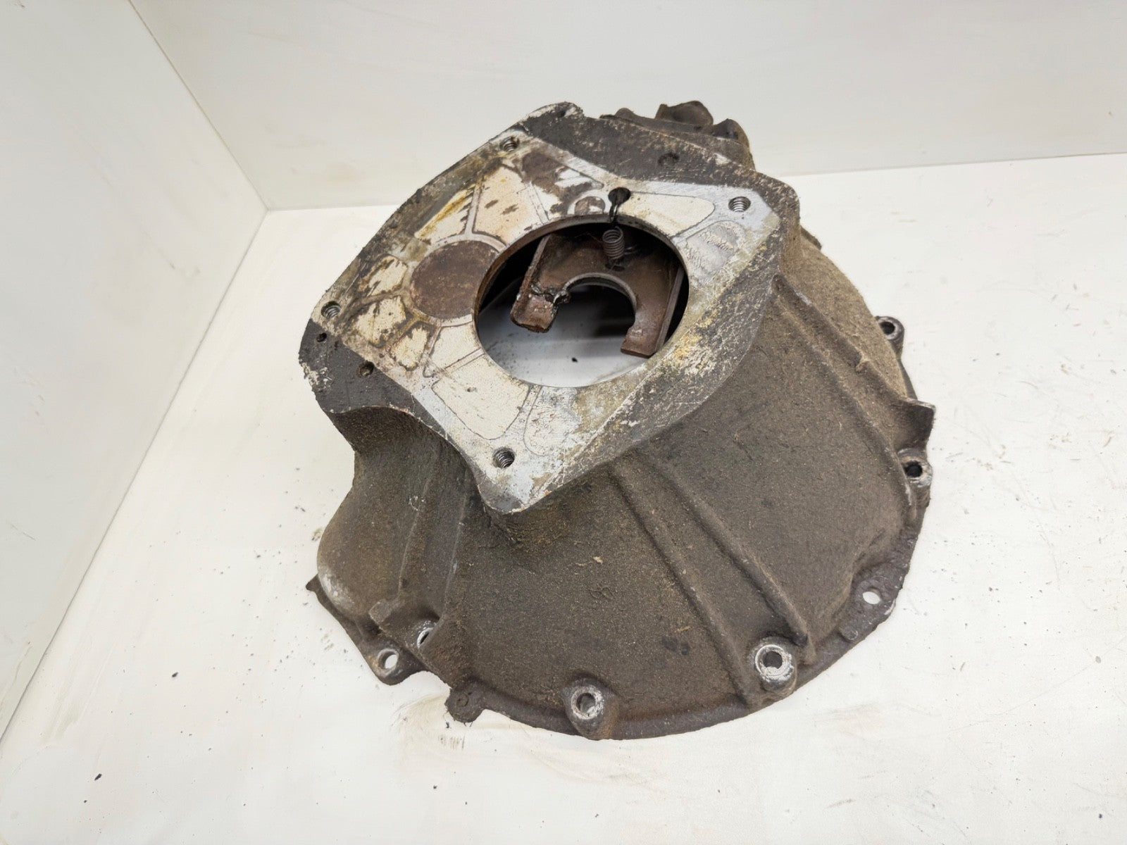 Jeep CJ Bell Housing T4 T5 SR4 Transmission CJ CJ7 80-86 4.2L 304 V8 Bellhousing