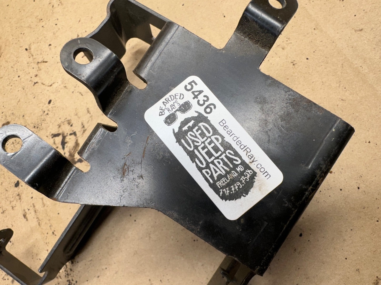 Jeep Wrangler TJ 97-06 Dash Bulkhead Mount Bracket Factory Fuse Under Behind OEM