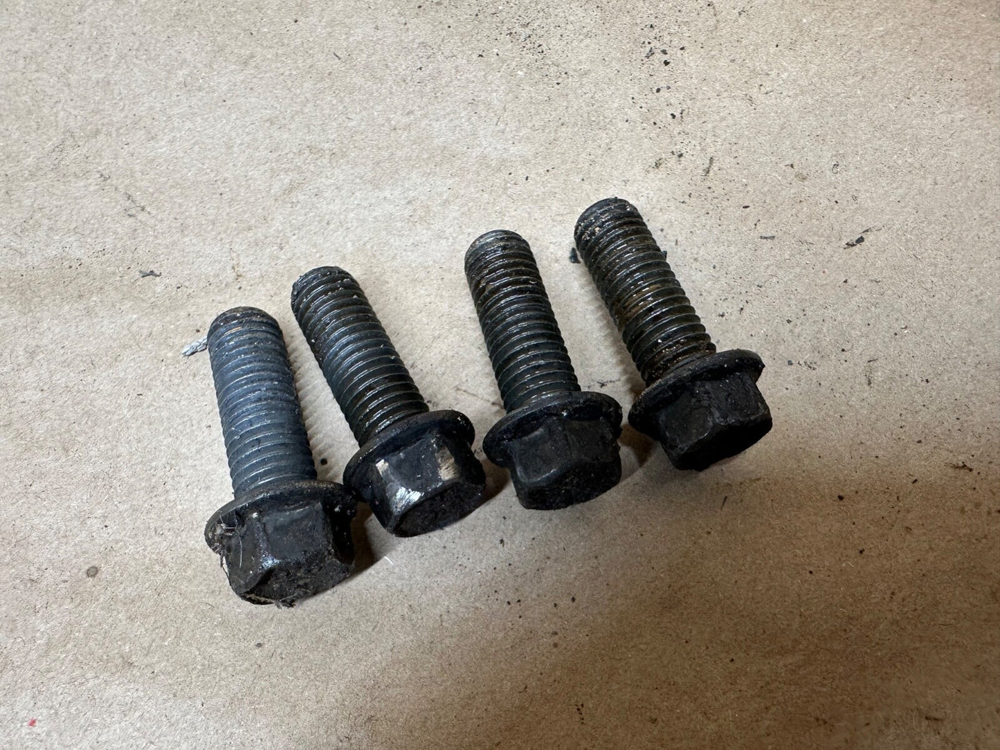 Bolt Jeep CJ 76-86 Manual Transmission to Bellhousing Bolts CJ5 CJ7 Bell Housing
