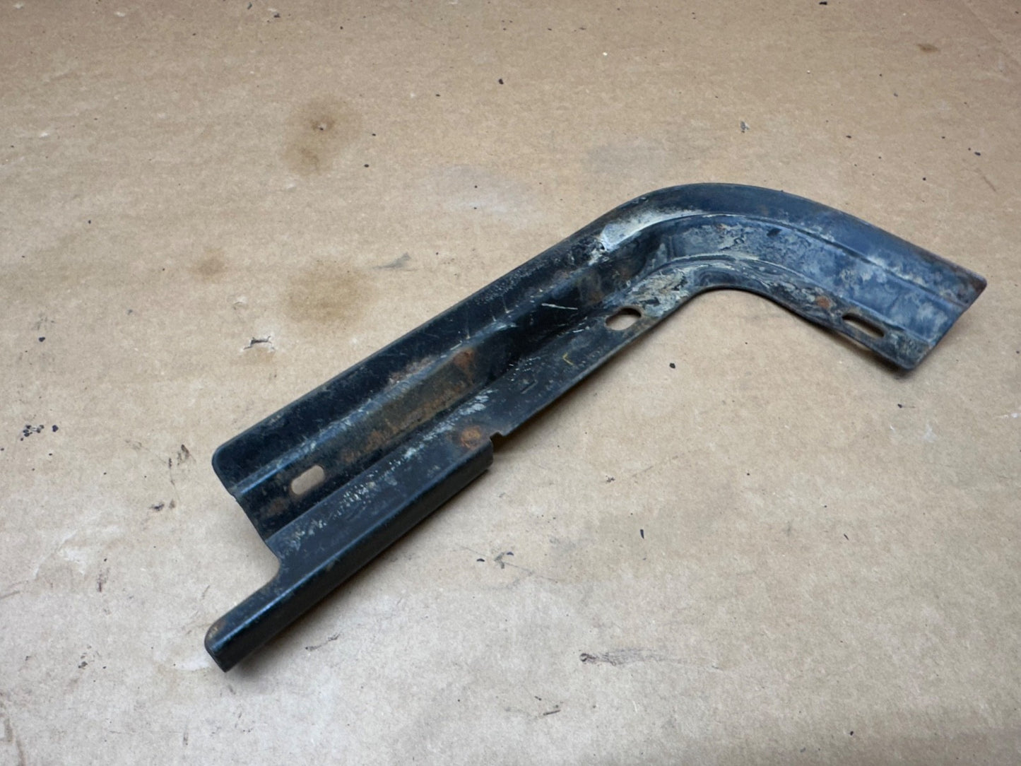 Jeep Wrangler YJ Rear Soft Top 87-95 Rail Bracket Right OEM Corner Passenger OE