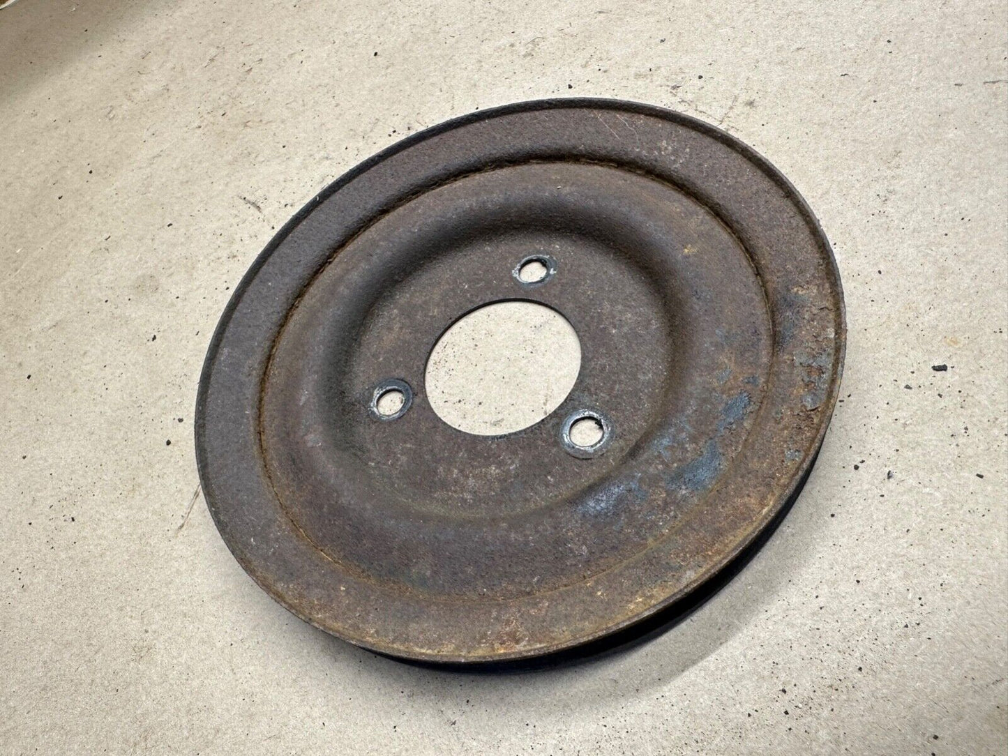 81-90 Jeep CJ YJ Wrangler 4.2L 258 Single Groove V-Belt Crank Pulley NO A/C OEM