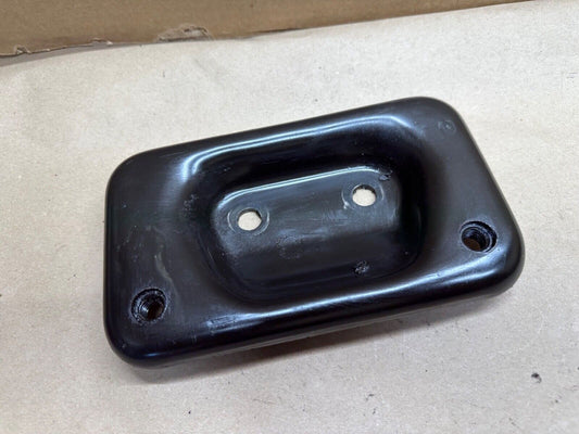 87-01 Jeep Cherokee XJ AW4 Automatic Transmission Exhaust Mount Bracket 2wd