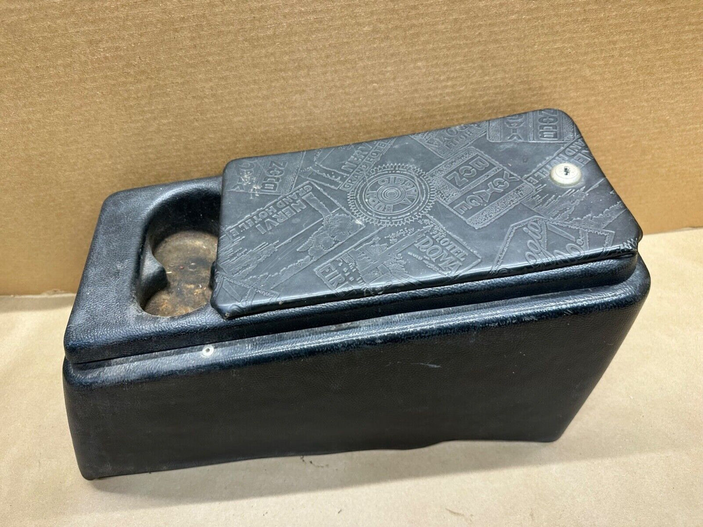 76-90 Jeep Wrangler YJ CJ OEM Interior Center Console Black Factory Fast Shippin