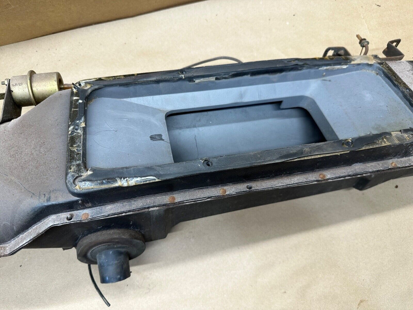 87-95 Jeep Wrangler YJ Upper Heater Box Vent Fresh Air Inlet  FREE SHIPPING