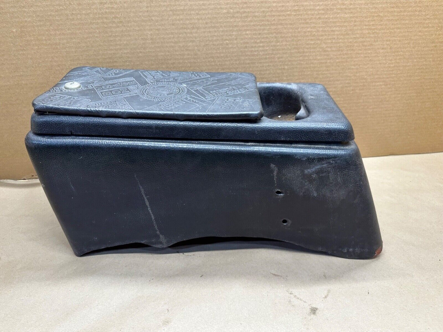 76-90 Jeep Wrangler YJ CJ OEM Interior Center Console Black Factory Fast Shippin